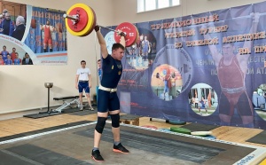 Тяжелоатлеты спортивной школы "Спартак"с успехом выступили на чемпионате Липецкой области!