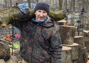 НЕ СЛОВОМ, А ДЕЛОМ!